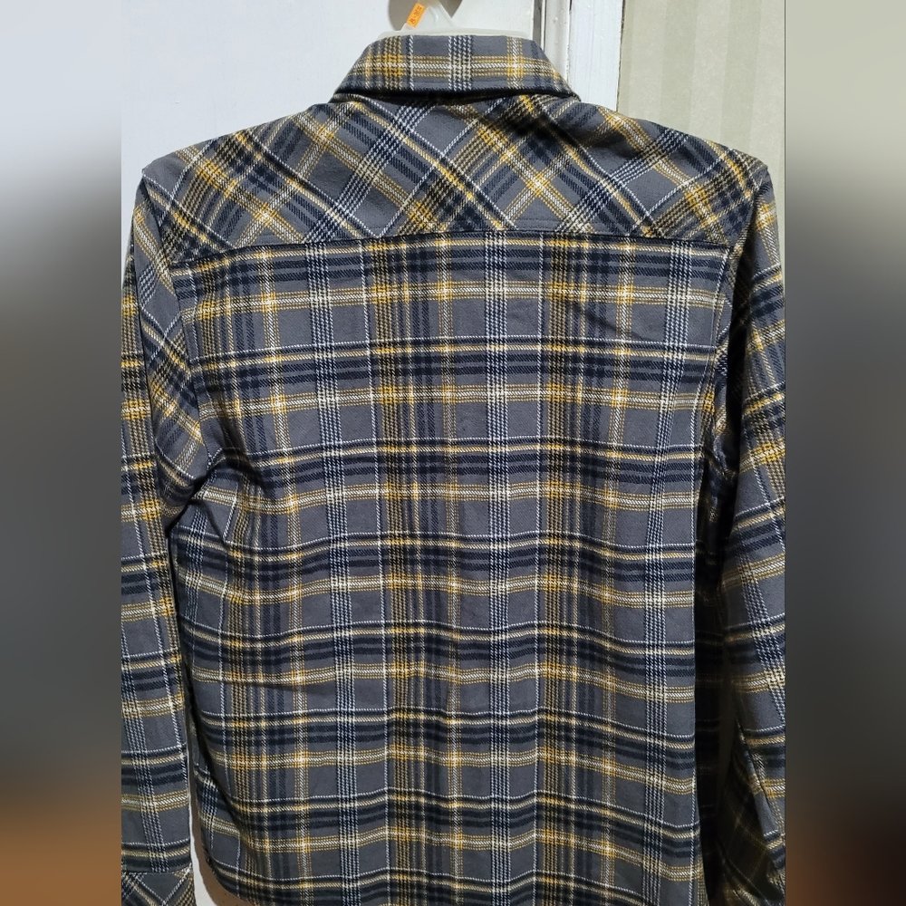 Flannel - Picture 2 of 5